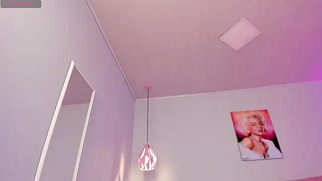 Snapshot of ScarletGV chatting on 02-26-25, 04:25 ScarletGV online show from 02-26-25, 04:25