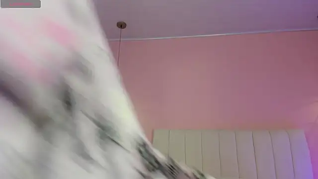 Snapshot of ScarletGV chatting on 09-24-25, 01:31 ScarletGV online show from 09-24-25, 01:31