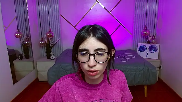 LenaRoses online show from 05-15-26, 08:05