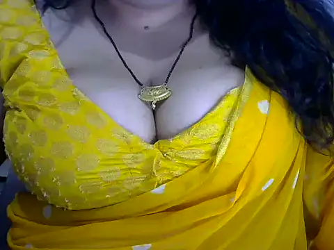 Snapshot of dramebaz_queen chatting on 06-02-26, 06:54 dramebaz queen online show from 06-02-26, 06:54