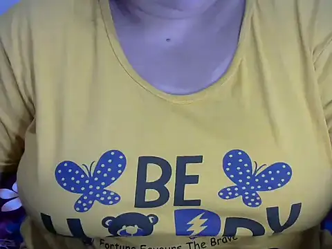Snapshot of dramebaz_queen chatting on 06-29-26, 12:16 dramebaz queen online show from 06-29-26, 12:16