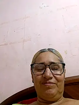  candi online show from 09-17-25, 12:01