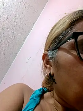  candi online show from 09-25-25, 11:36