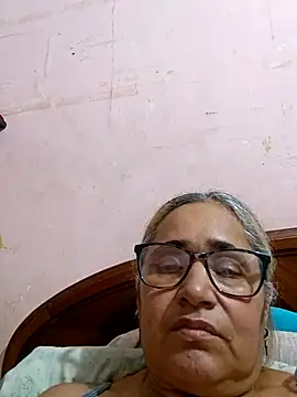  candi online show from 10-15-25, 01:28