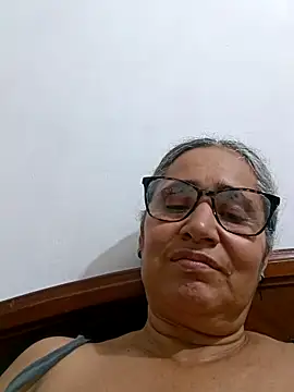  candi online show from 02-22-26, 01:40