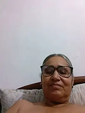 Snapshot of _candi chatting on 06-16-26, 02:36 candi online show from 06-16-26, 02:36
