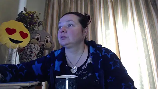 amorelara online show from 03-28-26, 07:52