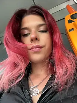 RiriRoseey online show from 11-17-25, 08:31