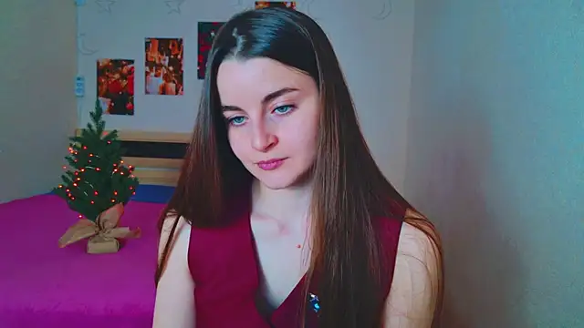 Miss Arwen online show from 12-19-24, 04:56