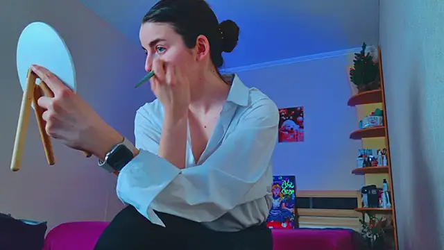 Miss Arwen online show from 01-13-25, 03:23