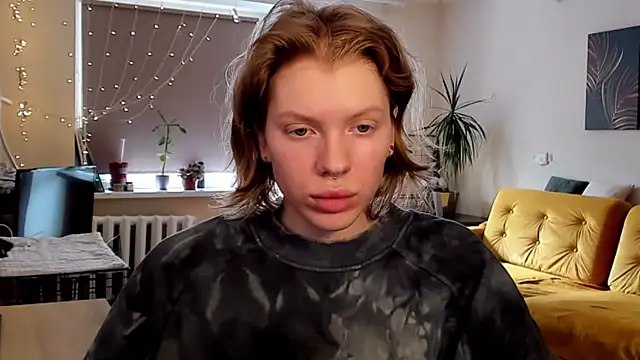 Snapshot of StellaDavis chatting on 02-28-25, 10:41 StellaDavis online show from 02-28-25, 10:41