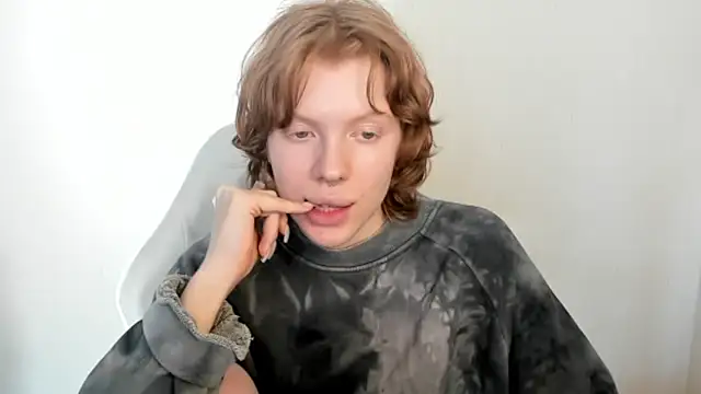 StellaDavis online show from 02-17-26, 09:17