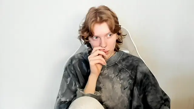 StellaDavis online show from 02-28-26, 08:15