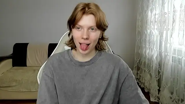 StellaDavis online show from 04-06-26, 10:16