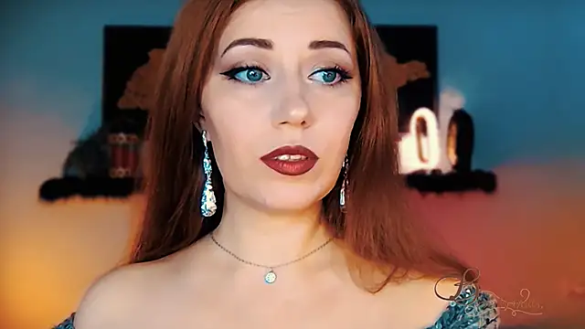 MissBeverlyMills online show from 11-29-25, 06:05