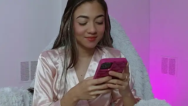 hantonella  online show from 12-03-25, 04:49