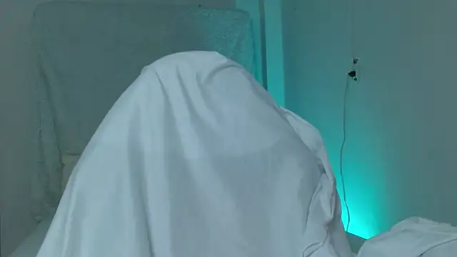 hantonella  online show from 02-24-26, 01:53