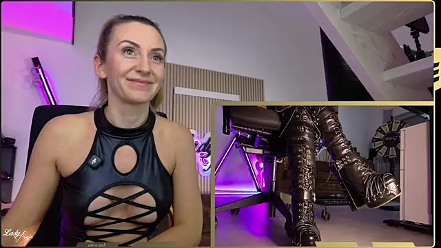 HerrinAnja online show from 02-10-26, 08:02