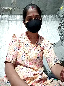 Snapshot of Anushka_Ji chatting on 01-05-25, 04:38 Anushka Ji online show from 01-05-25, 04:38