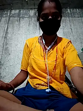 Snapshot of Anushka_Ji chatting on 03-03-25, 04:46 Anushka Ji online show from 03-03-25, 04:46