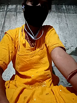 Snapshot of Anushka_Ji chatting on 03-06-25, 04:49 Anushka Ji online show from 03-06-25, 04:49