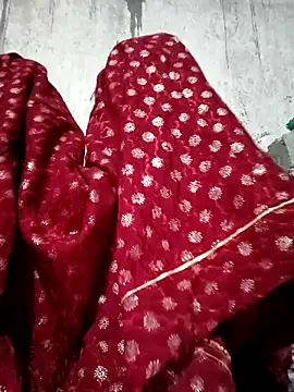 Snapshot of Anushka_Ji chatting on 03-07-25, 04:44 Anushka Ji online show from 03-07-25, 04:44