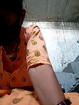 Snapshot of Anushka_Ji chatting on 03-22-25, 06:43 Anushka Ji online show from 03-22-25, 06:43