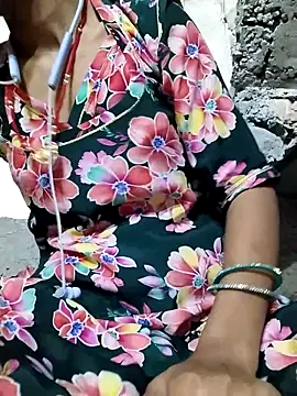 Snapshot of Anushka_Ji chatting on 09-09-25, 06:35 Anushka Ji online show from 09-09-25, 06:35