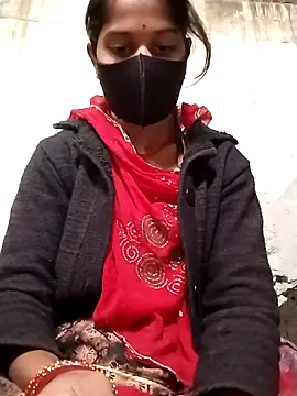 Snapshot of Anushka_Ji chatting on 11-25-25, 04:01 Anushka Ji online show from 11-25-25, 04:01