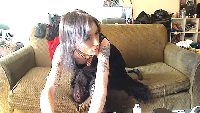 Snapshot of Heavenly_Creature333 chatting on 05-26-26, 09:22 Heavenly Creature333 online show from 05-26-26, 09:22