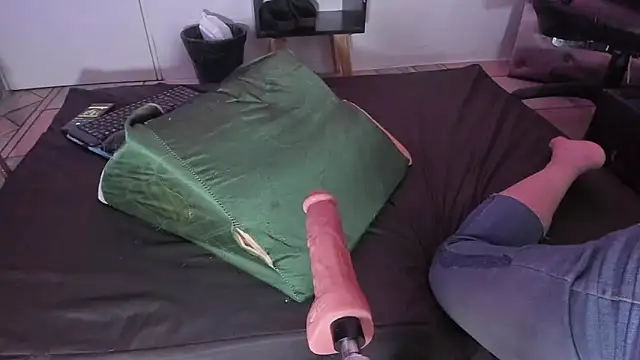 Lina23  online show from 01-24-25, 08:54