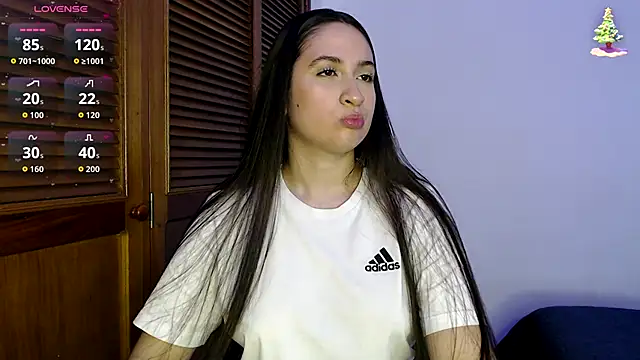 sofiaduque 26 online show from 11-20-25, 07:57