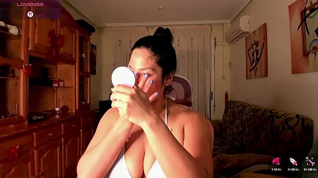 bella apont online show from 03-21-25, 08:50