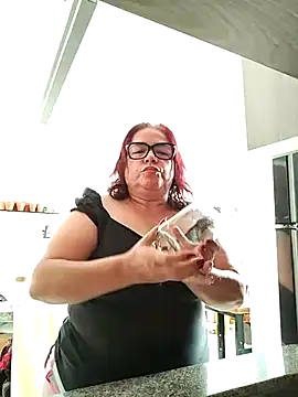 Snapshot of MARIANMILLS__ chatting on 03-11-25, 01:01 MARIANMILLS online show from 03-11-25, 01:01