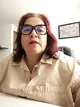 Snapshot of MARIANMILLS__ chatting on 03-17-25, 12:57 MARIANMILLS online show from 03-17-25, 12:57