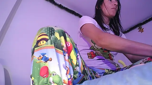 Yinn Silver online show from 01-06-25, 01:30