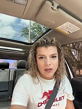 Snapshot of Georgiafox chatting on 10-01-25, 02:45 Georgiafox online show from 10-01-25, 02:45