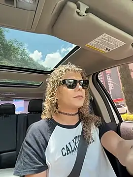 Snapshot of Georgiafox chatting on 10-02-25, 04:25 Georgiafox online show from 10-02-25, 04:25