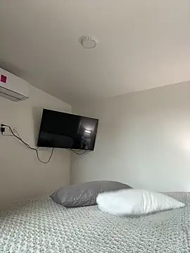 Snapshot of Georgiafox chatting on 10-08-25, 02:36 Georgiafox online show from 10-08-25, 02:36