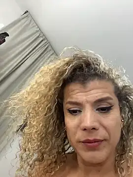 Snapshot of Georgiafox chatting on 10-10-25, 06:01 Georgiafox online show from 10-10-25, 06:01