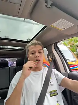 Snapshot of Georgiafox chatting on 10-19-25, 01:45 Georgiafox online show from 10-19-25, 01:45