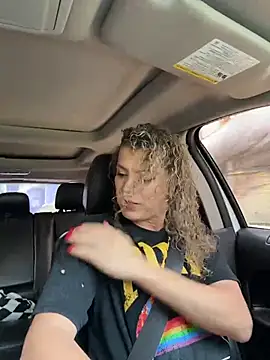 Snapshot of Georgiafox chatting on 10-23-25, 03:00 Georgiafox online show from 10-23-25, 03:00