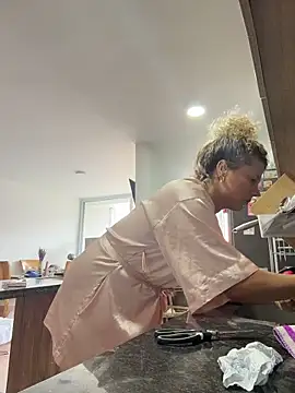 Snapshot of Georgiafox chatting on 10-26-25, 03:51 Georgiafox online show from 10-26-25, 03:51