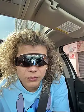 Snapshot of Georgiafox chatting on 11-02-25, 02:08 Georgiafox online show from 11-02-25, 02:08