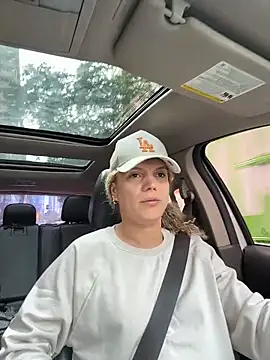 Snapshot of Georgiafox chatting on 11-10-25, 02:05 Georgiafox online show from 11-10-25, 02:05