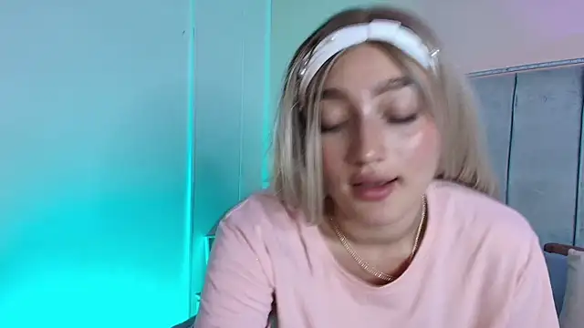 Giaa Ross online show from 01-09-25, 02:51