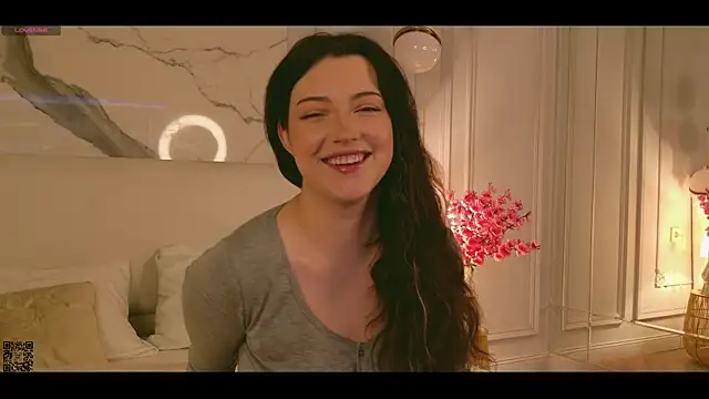 Snapshot of Miley_Smile chatting on 10-05-25, 05:39 Miley Smile online show from 10-05-25, 05:39