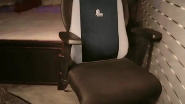 Snapshot of Spice-Summi chatting on 03-07-26, 12:57 Spice-Summi online show from 03-07-26, 12:57