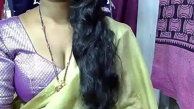 Snapshot of samyukthapuretelugu chatting on 01-26-25, 01:36 samyukthapuretelugu online show from 01-26-25, 01:36