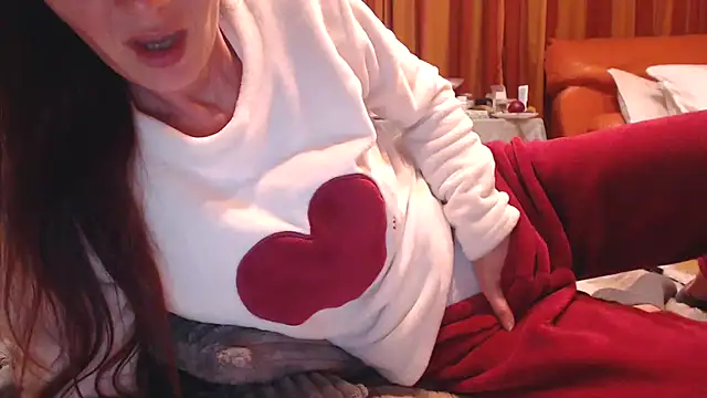 LovelyAndraGirl online show from 09-30-25, 02:05